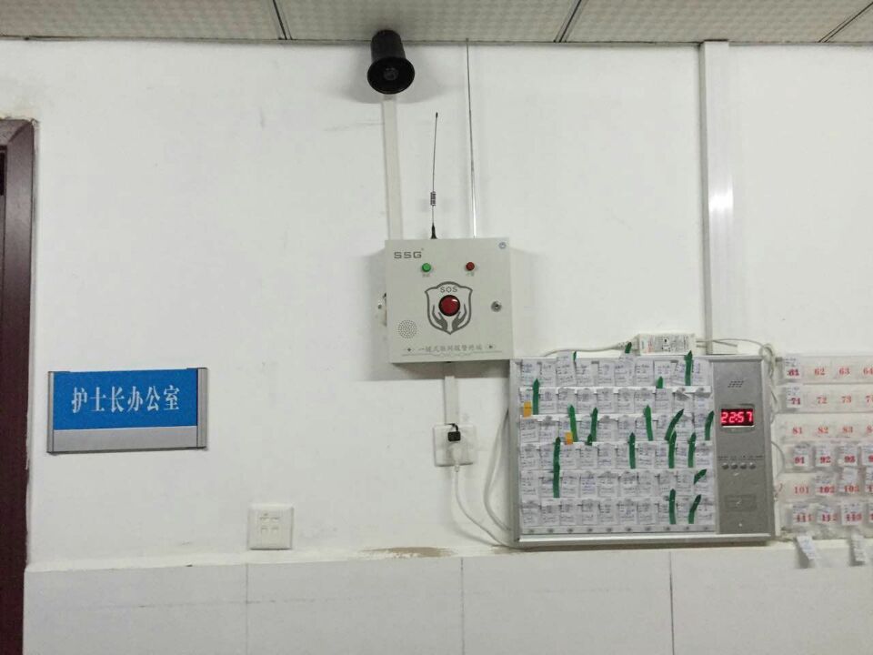 �tԺ���bһ�Iʽ��ϵ�y�̲��ݾ�